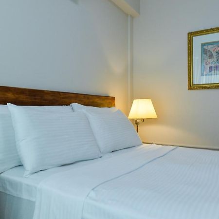 Central Hotel Tskaltubo Bagian luar foto